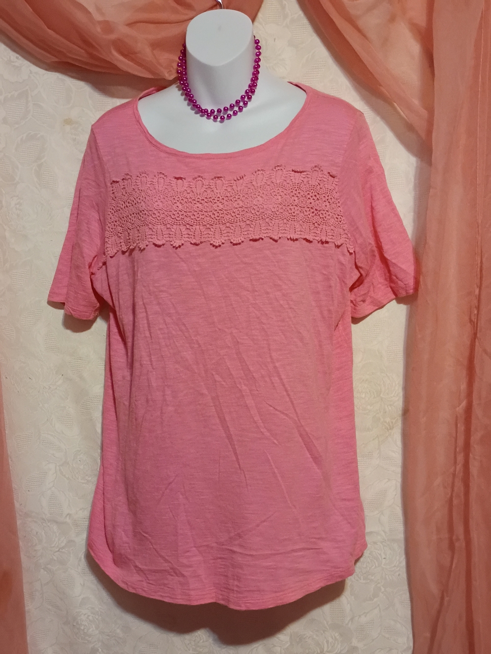 Talbots Ladies Pink Short Sleeve Top with Crochet Yoke Sz X